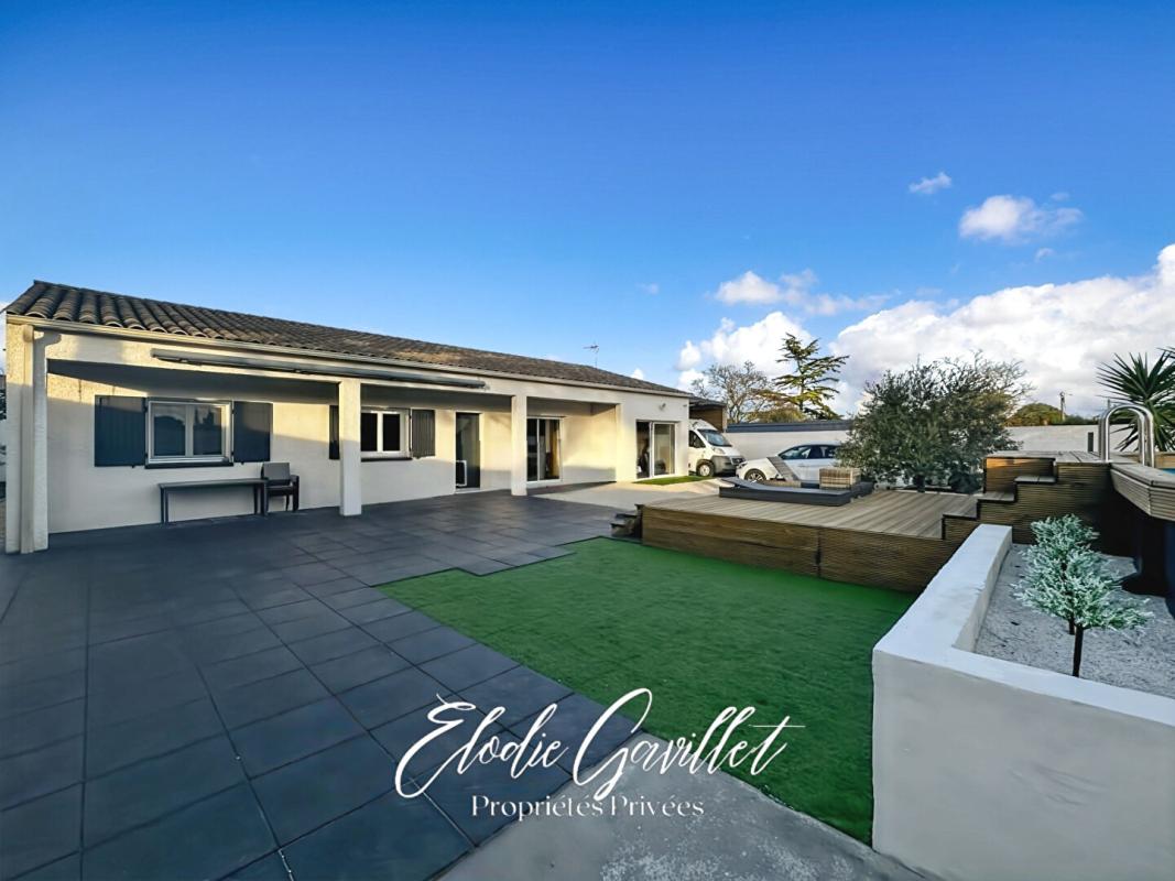 VILLEMOUSTAUSSOU Maison Villemoustaussou 5 pièce(s) 132 m2 15