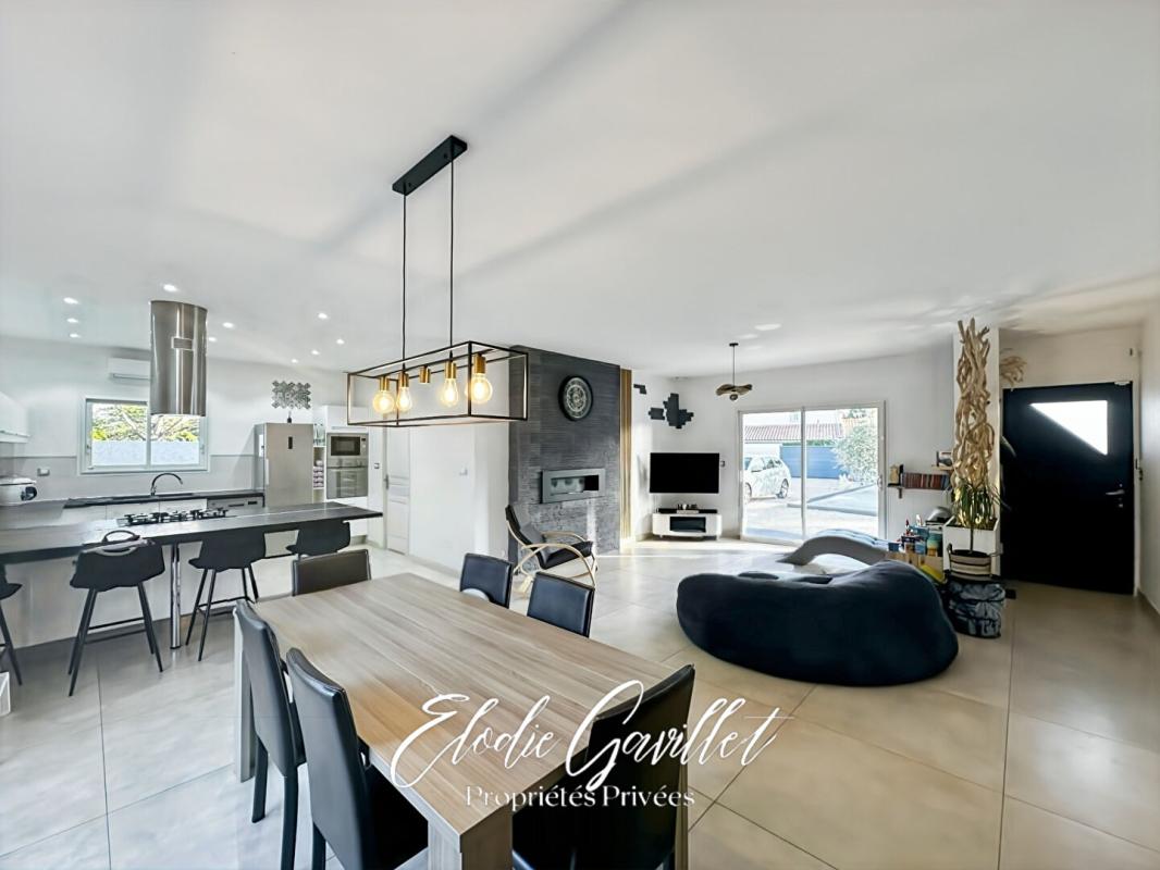 VILLEMOUSTAUSSOU Maison Villemoustaussou 5 pièce(s) 132 m2 4