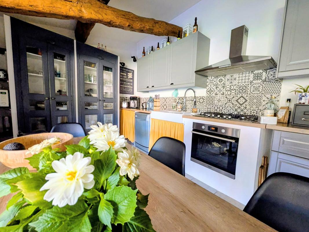 TRANS-EN-PROVENCE COUP DE COEUR ASSURE -  TRANS EN PROVENCE Charmante maison de village avec grand garage et jardin 13