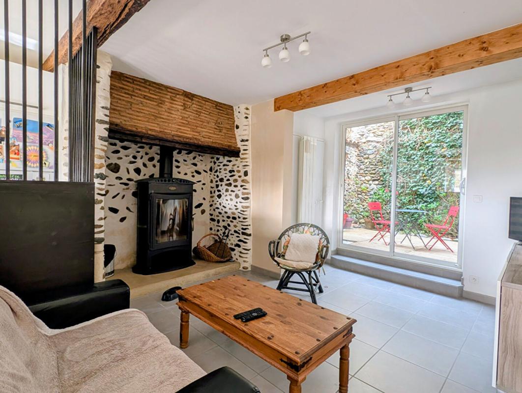 COULADERE Couladère maison de village rénovée de 122 m2 avec annexes 1