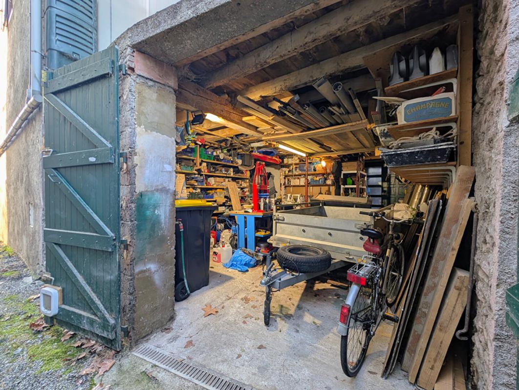 COULADERE Couladère maison de village rénovée de 122 m2 avec annexes 15