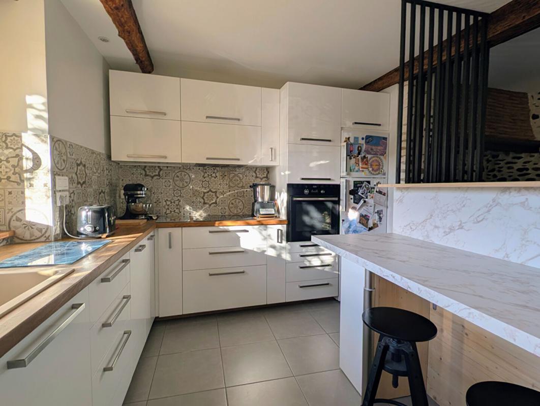 COULADERE Couladère maison de village rénovée de 122 m2 avec annexes 5