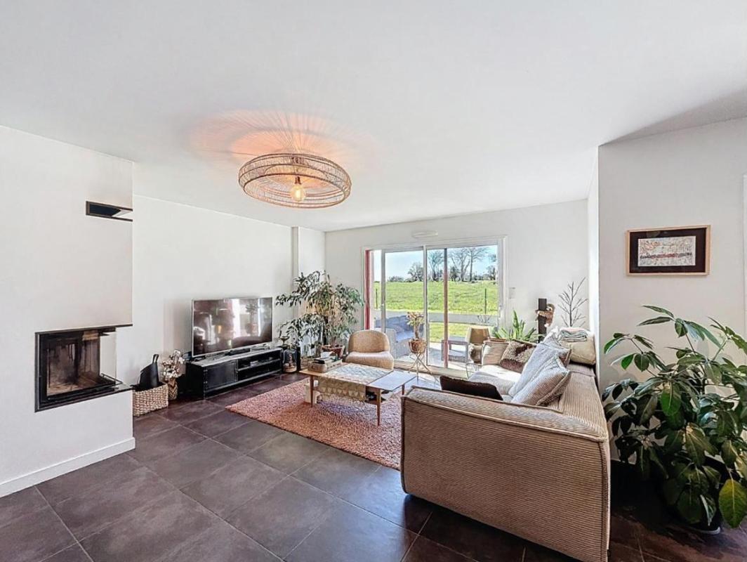 PLOEREN Elégante maison familiale de 175 m², 6 chambres, aux portes de Vannes. PLOEREN 7