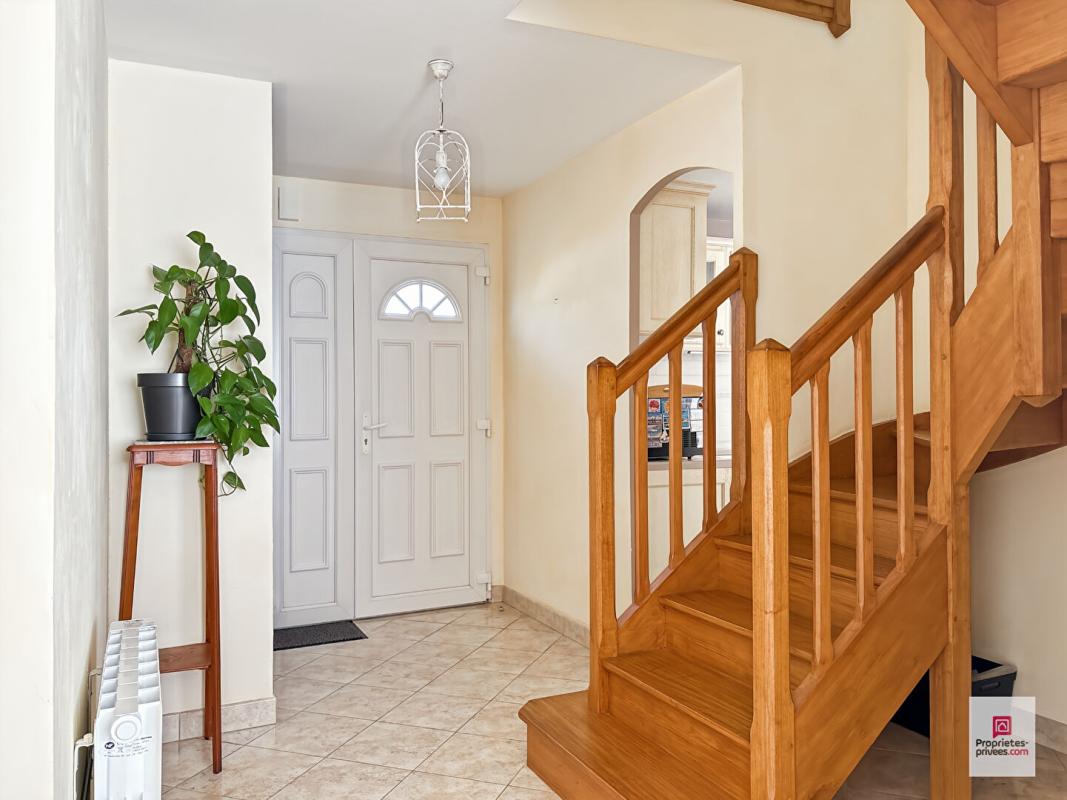 SABLE-SUR-SARTHE Maison Sable Sur Sarthe 6 pièce(s) 120.05 m2 3