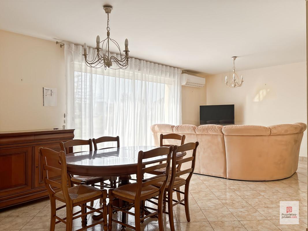 SABLE-SUR-SARTHE Maison Sable Sur Sarthe 6 pièce(s) 120.05 m2 7