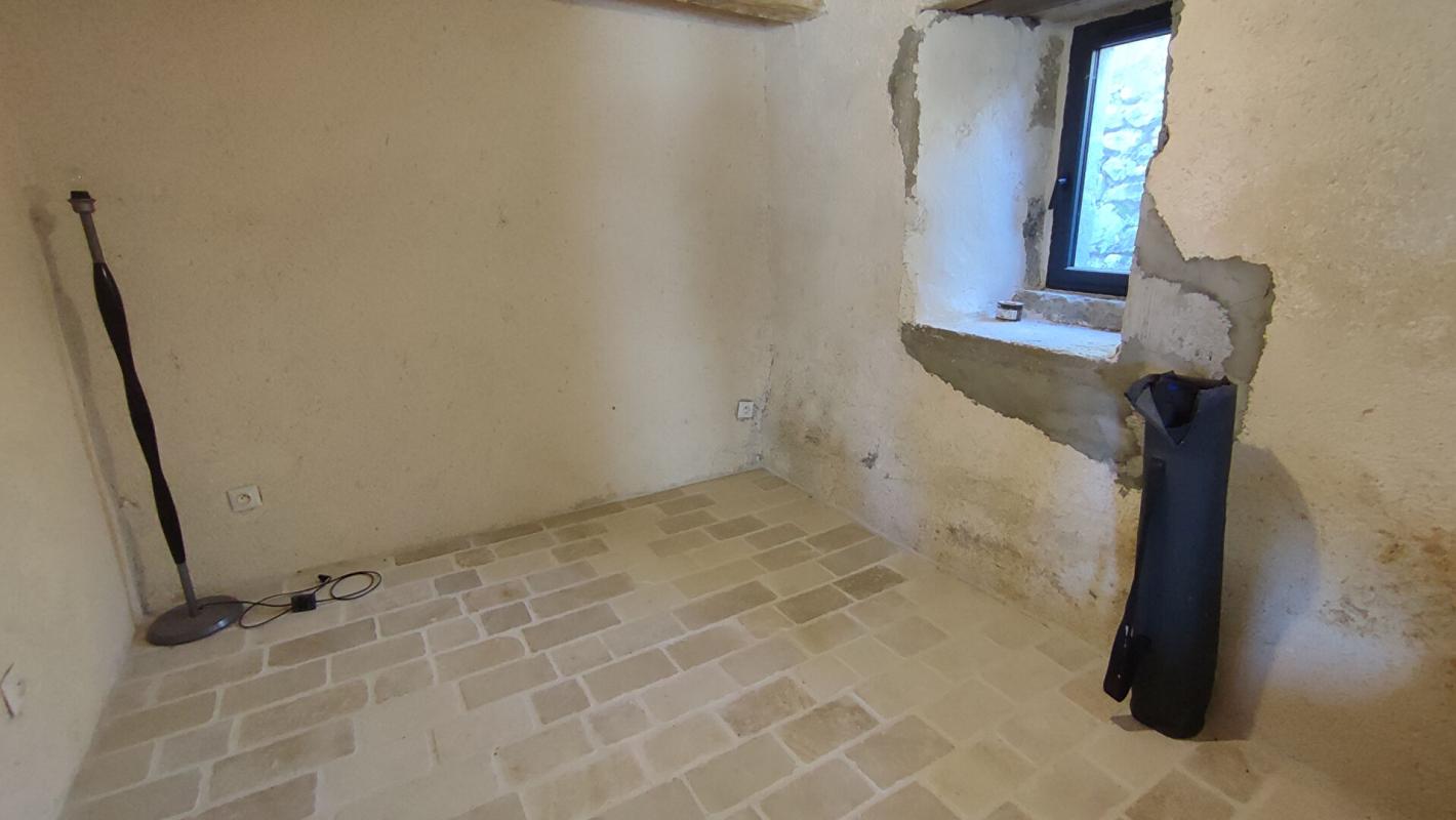 SAINT-AMANDIN Belle maison Cantalienne Saint Amandin 15190 11