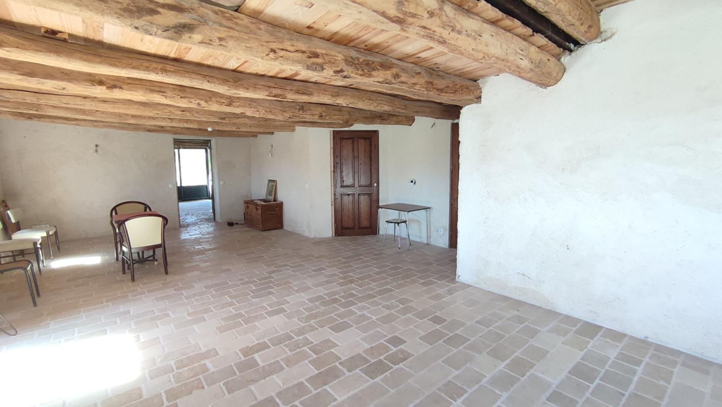 SAINT-AMANDIN Belle maison Cantalienne Saint Amandin 15190 5