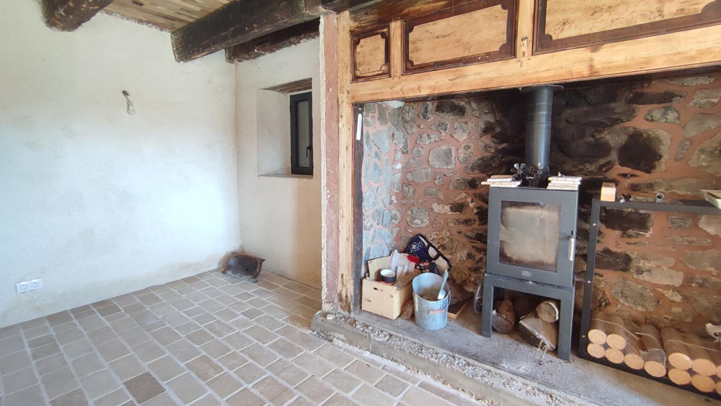 SAINT-AMANDIN Belle maison Cantalienne Saint Amandin 15190 8