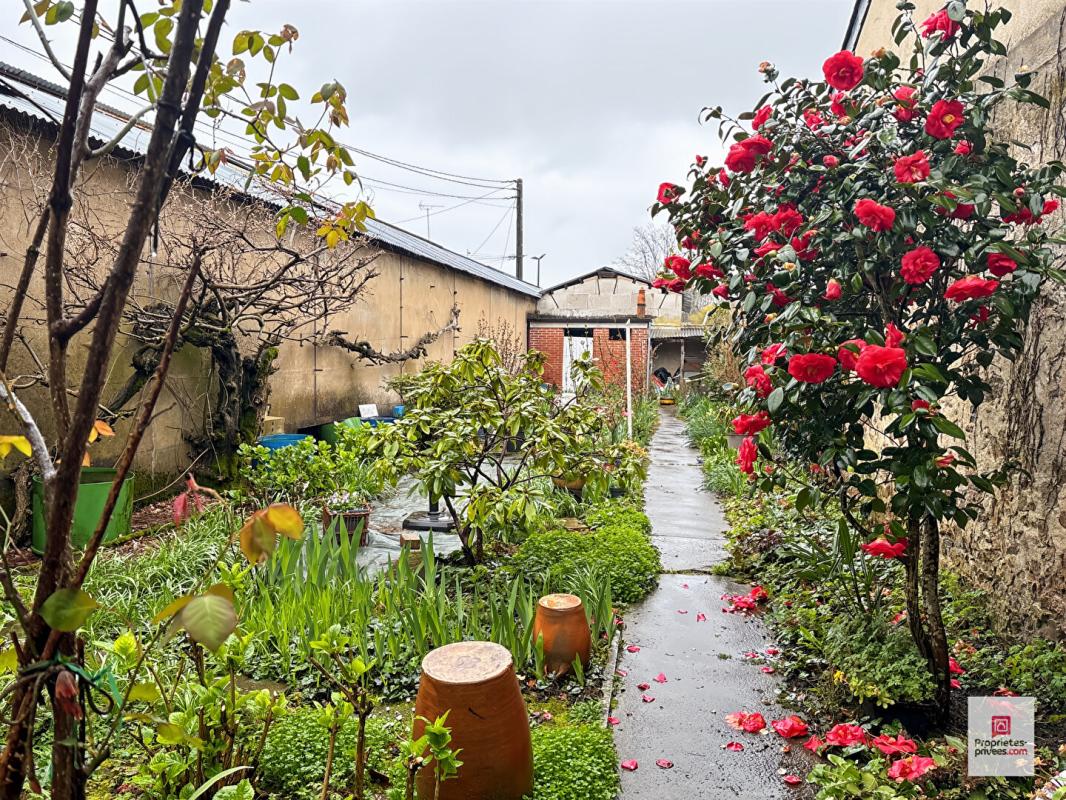 SABLE-SUR-SARTHE Maison Sable Sur Sarthe 8 pièce(s) 128.10 m2 14