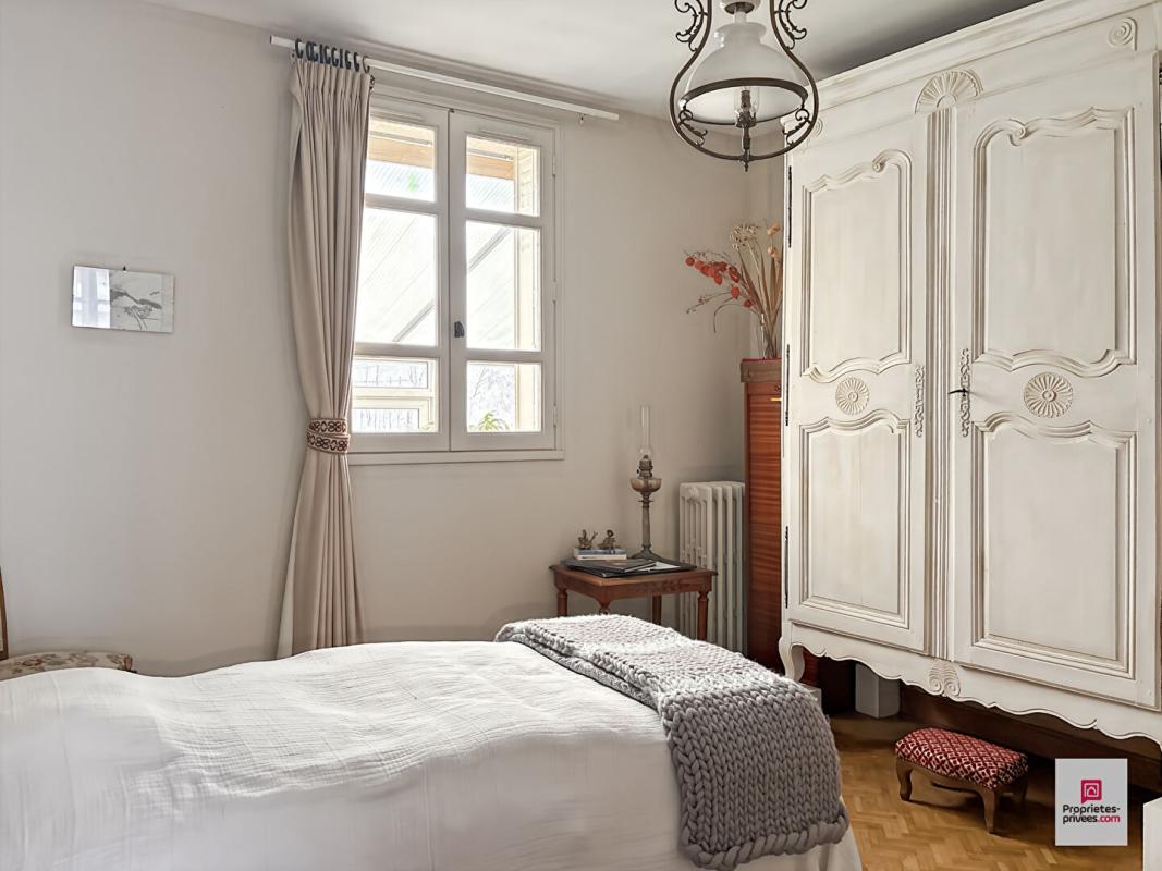 SABLE-SUR-SARTHE Maison Sable Sur Sarthe 8 pièce(s) 128.10 m2 6