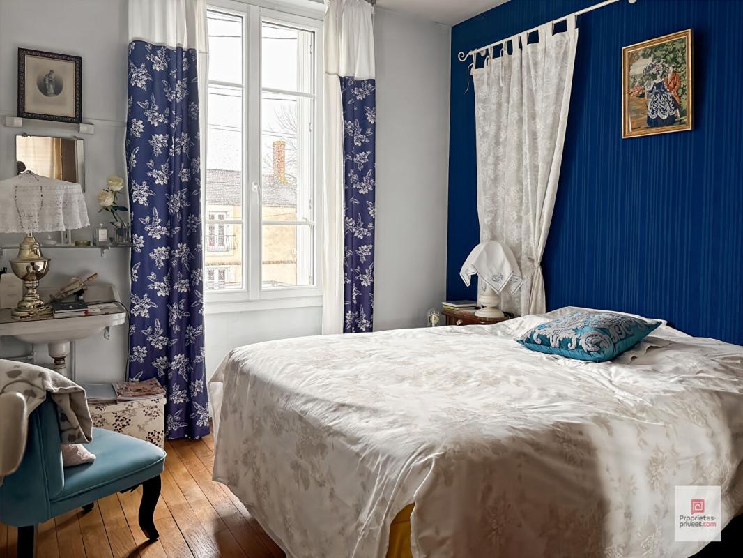 SABLE-SUR-SARTHE Maison Sable Sur Sarthe 8 pièce(s) 128.10 m2 7