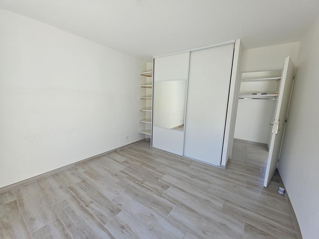 CHATUZANGE-LE-GOUBET Maison Chatuzange Le Goubet - 3 chambres 8