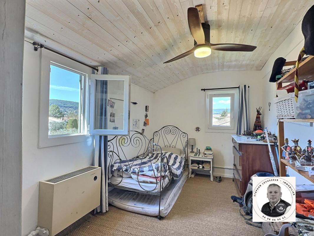 DRAGUIGNAN Maison Draguignan 6 pièce(s) 177 m2 13