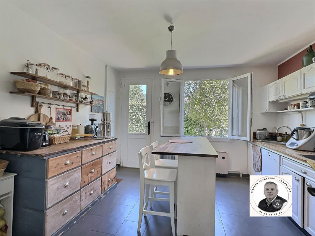 DRAGUIGNAN Maison Draguignan 6 pièce(s) 177 m2 4