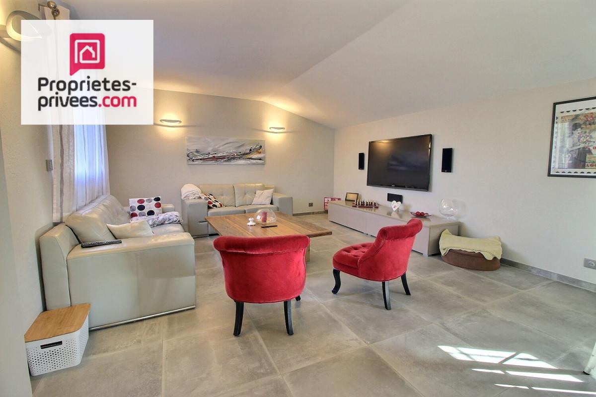 SAINT-ANTONIN-DU-VAR Maison Saint Antonin Du Var avec appartement indépendant 5