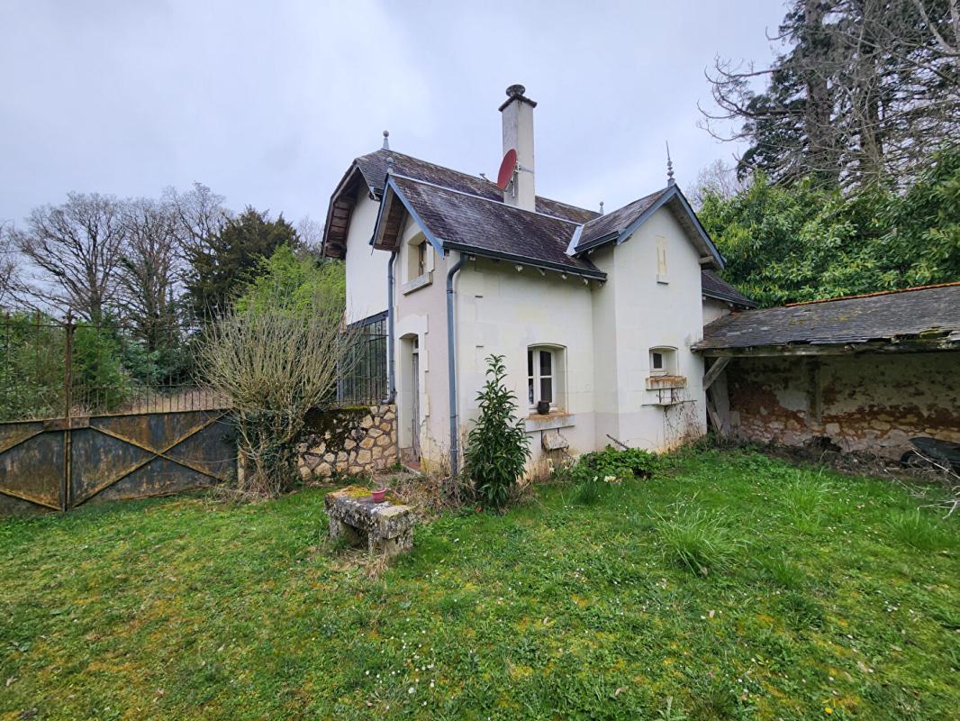 LUCAY-LE-MALE Maison Lucay Le Male 13 pièce(s) 360 m2 10