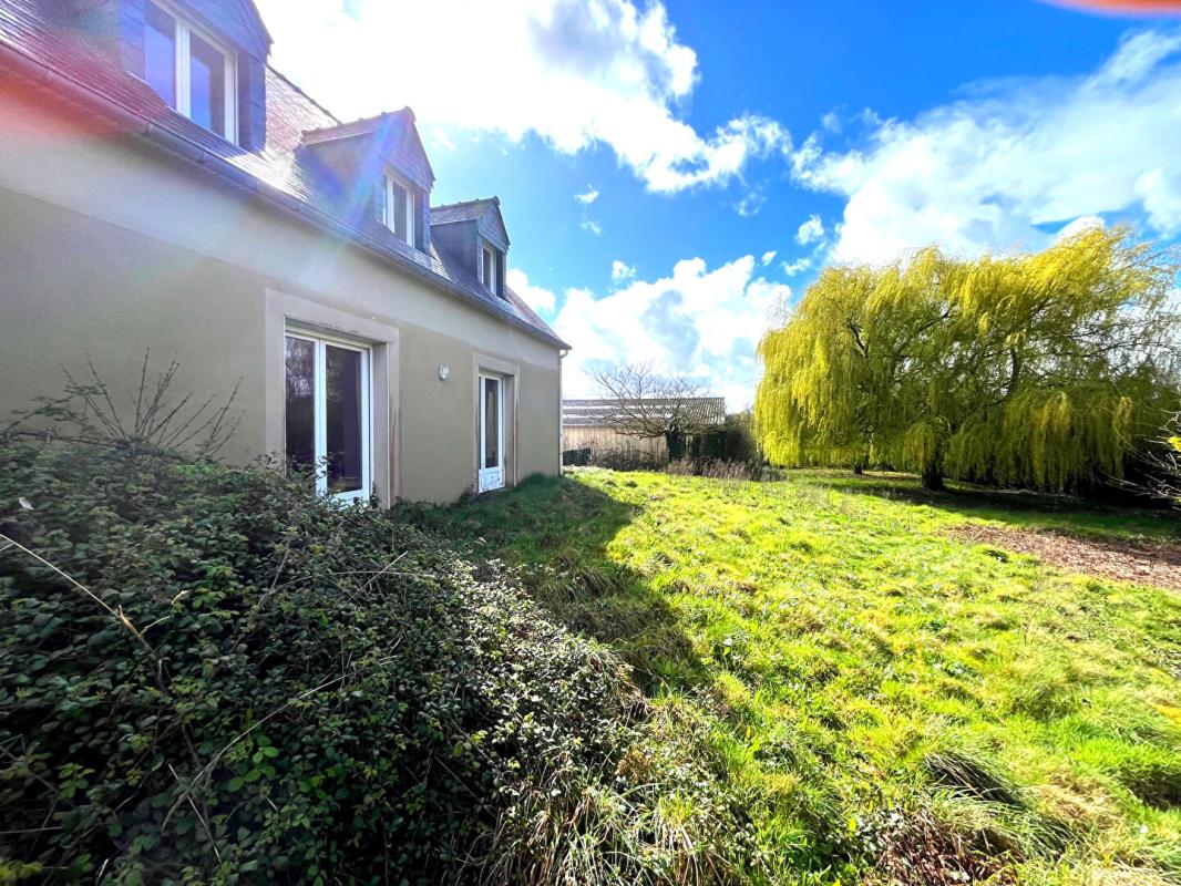 SAINT-JOUAN-DES-GUERETS Maison + Hangar Saint Jouan Des Guerets 8 pièce(s) 193 m2 terrain 8725 M² 7