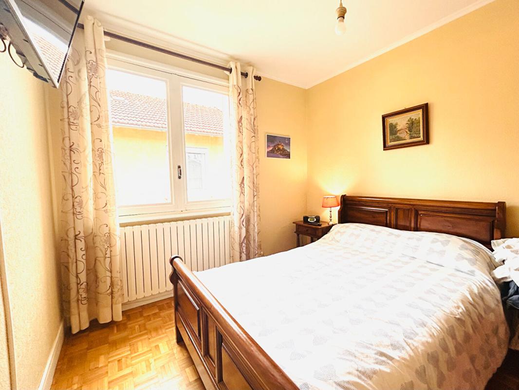 ROANNE ROANNE ? Maison individuelle avec sous-sol complet sur terrain clos et arboré 7