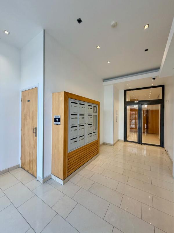 SAINT-OUEN Appartement Saint Ouen Sur Seine 2 pièce(s) 42.16 m2 8