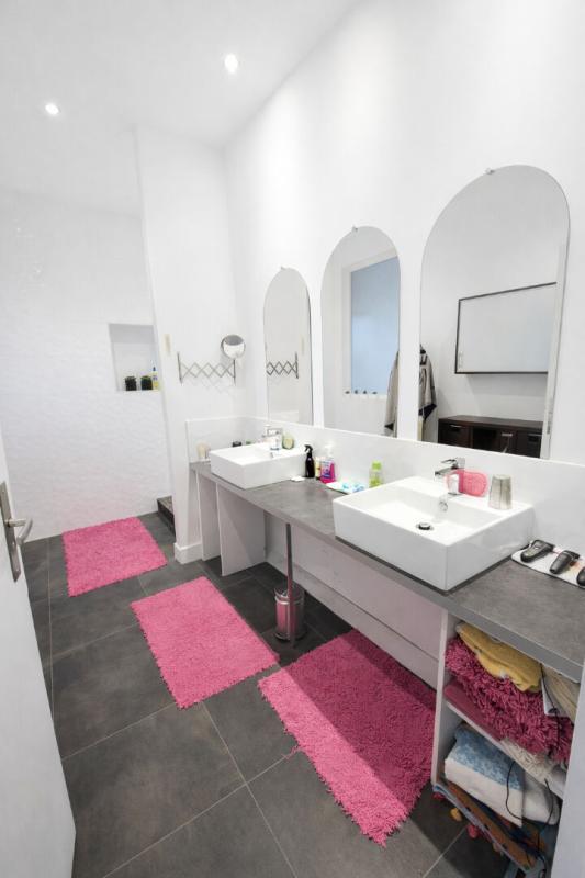 CLEGUER Rare et atypique : Grande maison de plain-pied 220 m² + 250 m² garage / atelier - Prestations haut de gamme - 3 min de Plouay - 3 min de la départementale Le Faouët /Lorient 13