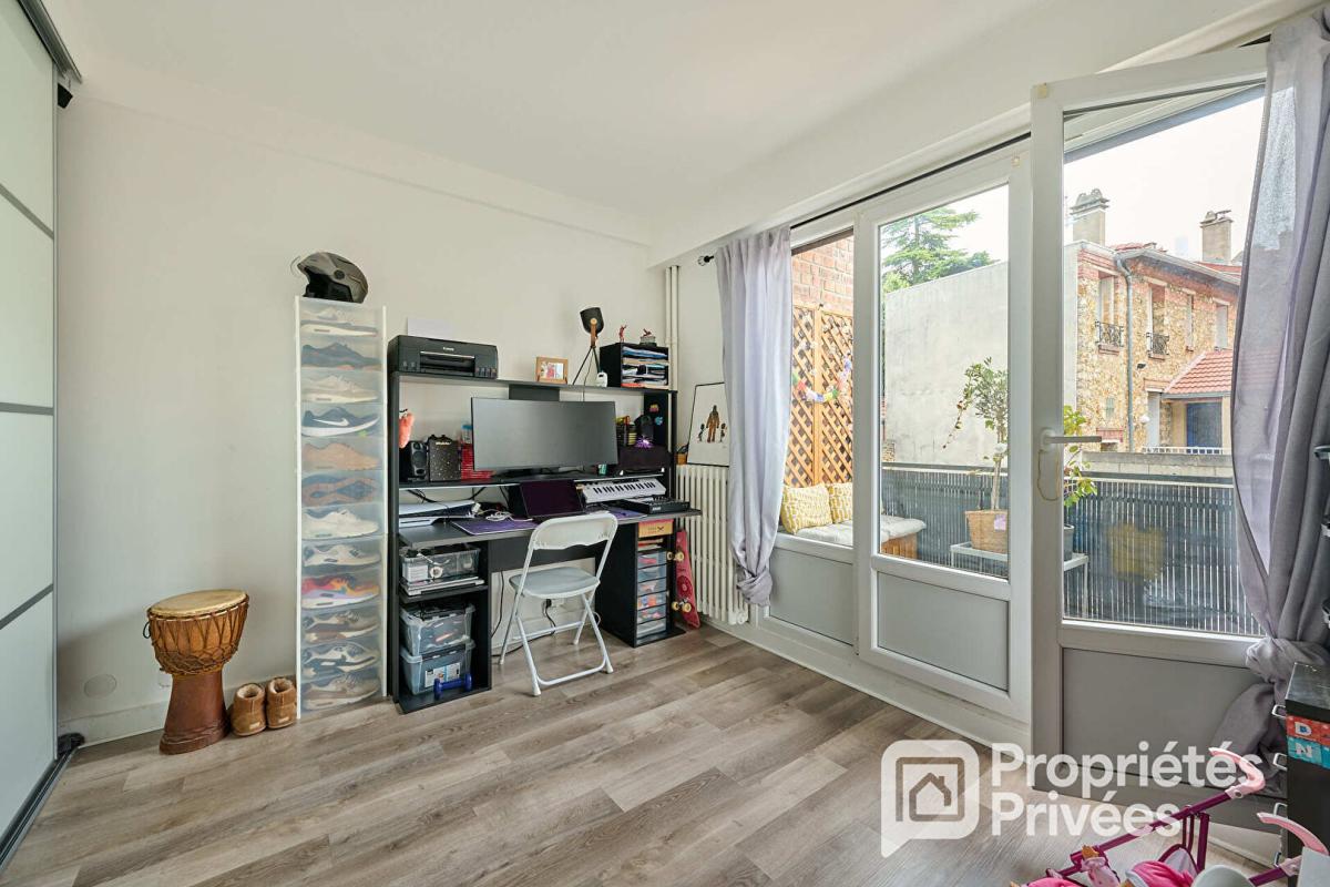 CLAMART Appartement 4 pièces, avec balcon, cave, parking 13