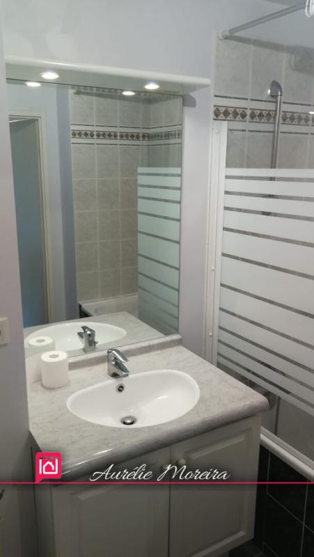 LA CHAUSSEE-SAINT-VICTOR Appartement La Chaussee Saint Victor 2 pièce(s) 40 m2 6