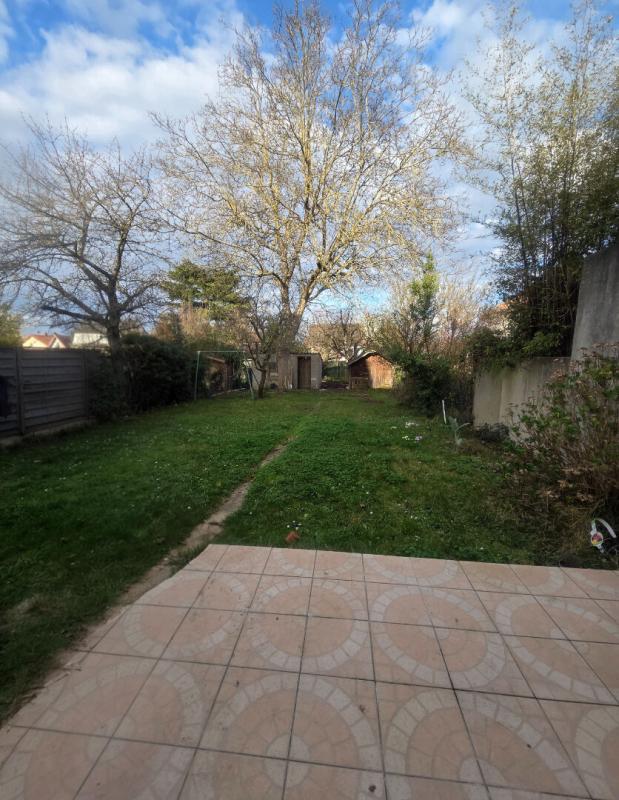 WISSOUS Maison Wissous 8 pièce(s) 135.24 m2 12