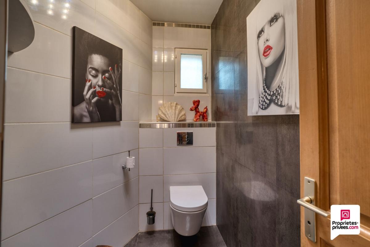 FONTAINES-SAINT-MARTIN Magnifique maison familiale de 158 m2  + sous sol - Terrain  2445 m2 13