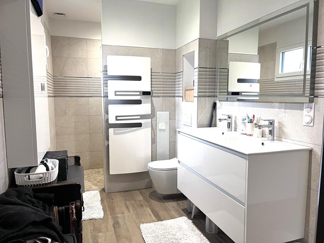 GOURNAY-EN-BRAY Maison 200M2 5 chambres sur 5000M2 et atelier 100M2 10