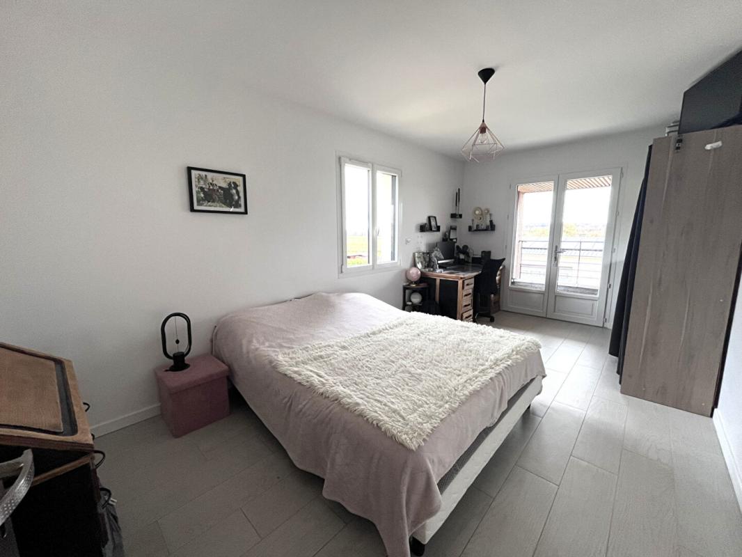 GOURNAY-EN-BRAY Maison 200M2 5 chambres sur 5000M2 et atelier 100M2 13