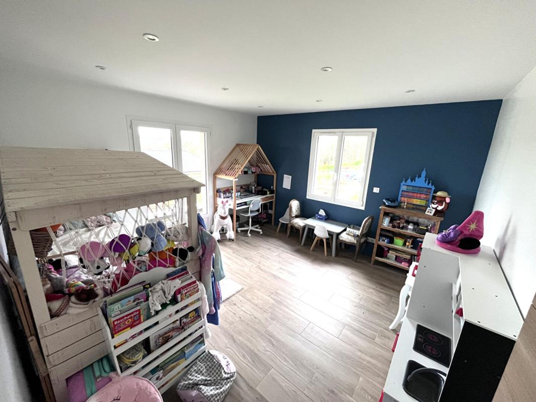 GOURNAY-EN-BRAY Maison 200M2 5 chambres sur 5000M2 et atelier 100M2 15