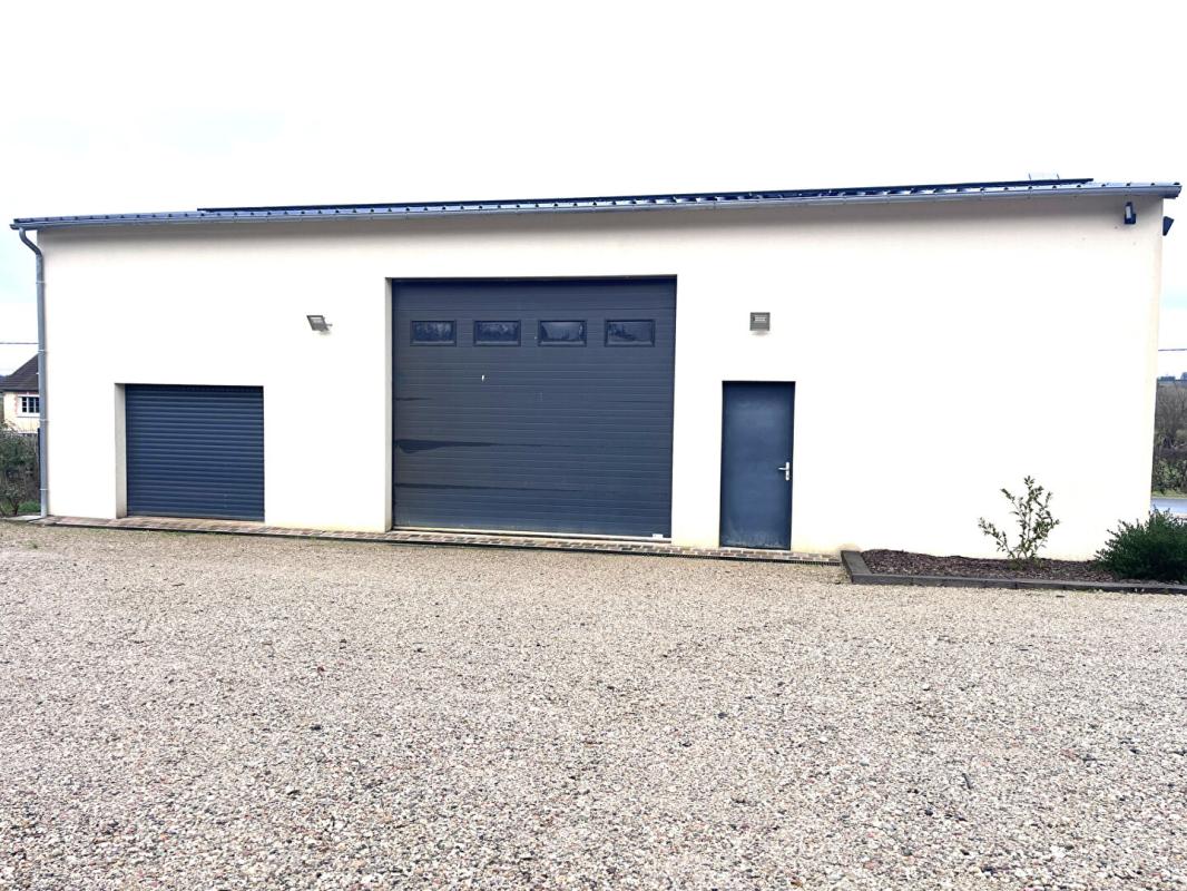 GOURNAY-EN-BRAY Maison 200M2 5 chambres sur 5000M2 et atelier 100M2 5