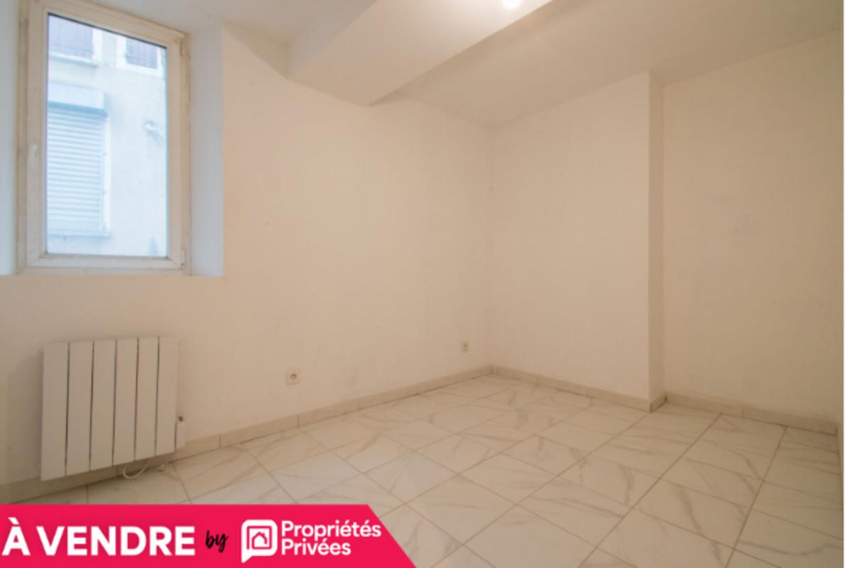 DIGNE-LES-BAINS Immeuble Digne Les Bains - 255 m2 - Lot de 5 appartements 8