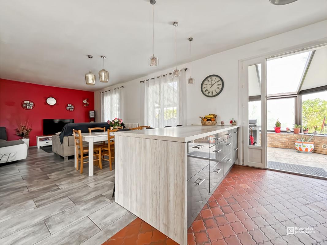 LE TAILLAN-MEDOC Maison 200 m² avec 4 logements indépendants - Terrain 922 m² - Le Taillan-Médoc 14