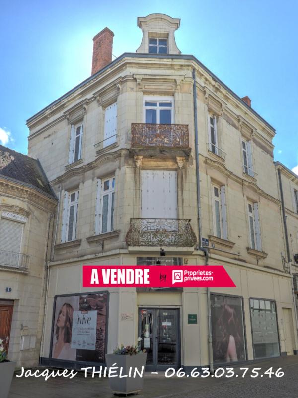 LONGUE-JUMELLES Immeuble de rapport ? Hyper centre de Longué-Jumelles (49160) 1