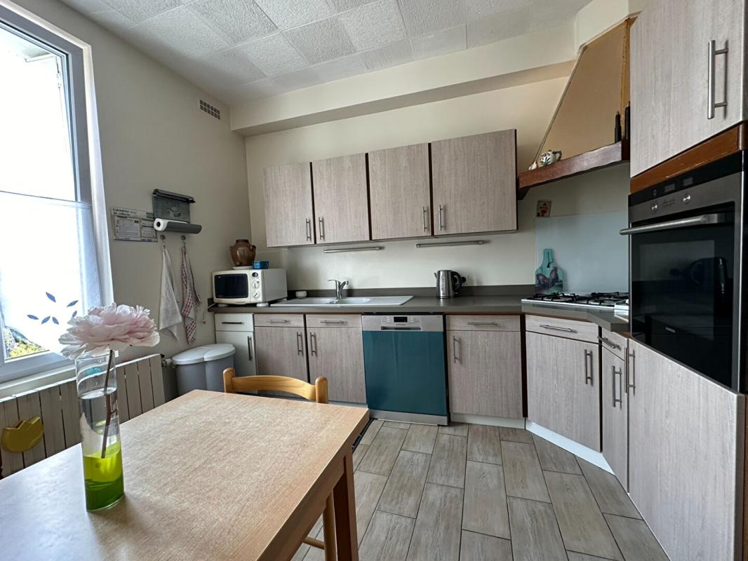 AUVERS-SUR-OISE Maison à louer à Auvers Sur Oise 5 pièce(s) 90 m2 5