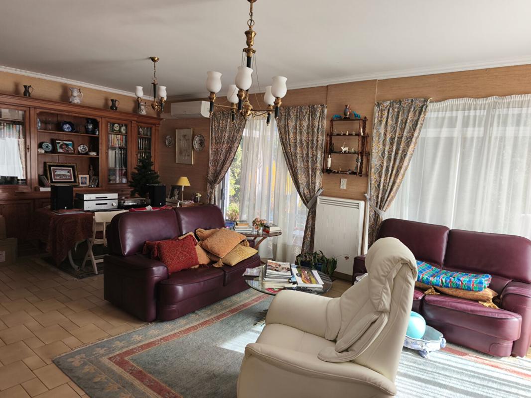 ROMAGNAT Maison d'architecte à Romagnat - 6 pièces -140 m² - Grand terrain 5