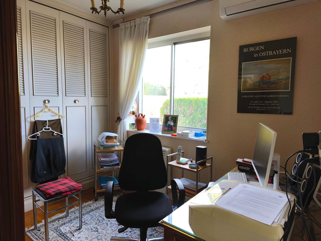 ROMAGNAT Maison d'architecte à Romagnat - 6 pièces -140 m² - Grand terrain 9