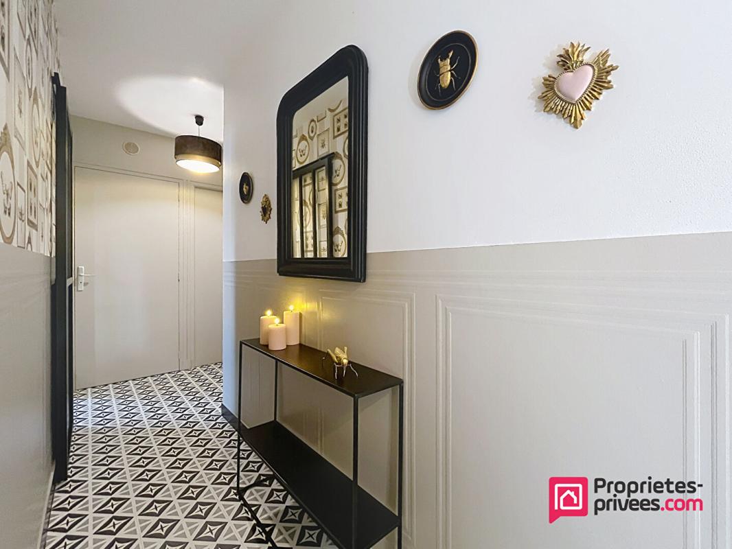 MARSILLY Marsilly - Maison familiale de plain pied de 131m2 sur parcelle de 1000m2 - Piscine - 2 Garages 12