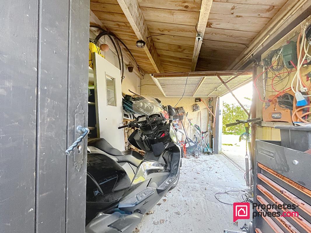 MARSILLY Marsilly - Maison familiale de plain pied de 131m2 sur parcelle de 1000m2 - Piscine - 2 Garages 18