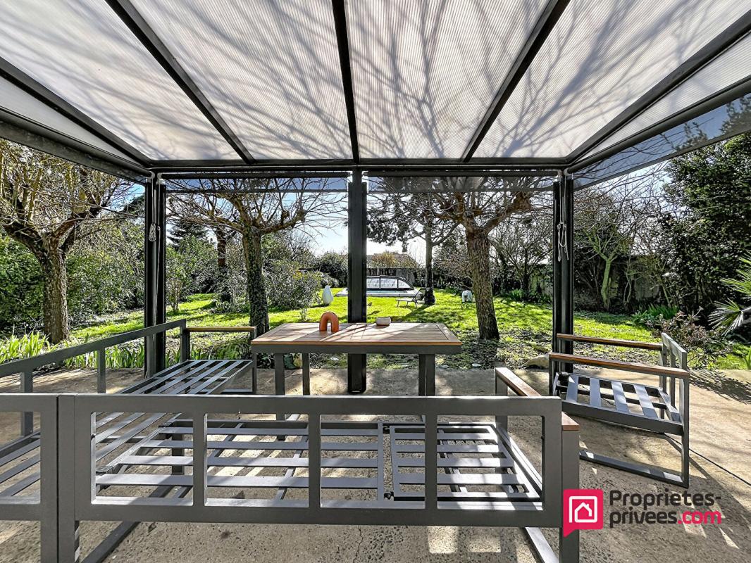 MARSILLY Marsilly - Maison familiale de plain pied de 131m2 sur parcelle de 1000m2 - Piscine - 2 Garages 7