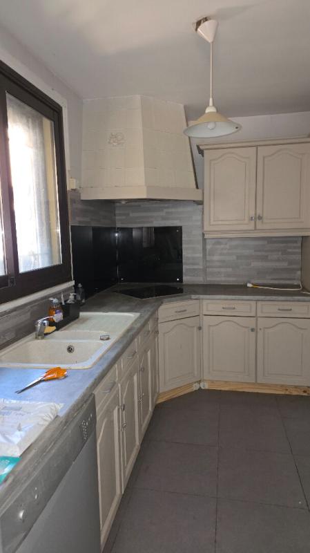 VILLENEUVE-LES-AVIGNON 30400 VILLENEUVE LES AVIGNON, VILLA DE 163 M² AVEC 5 CHAMBRES SUR 743 M² SE TERRAIN CLOS 11