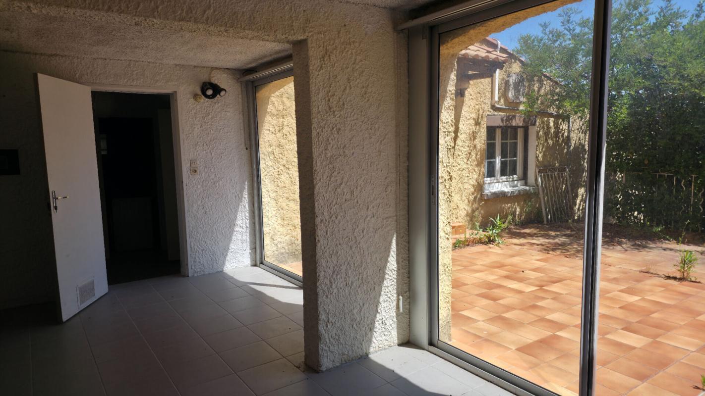 VILLENEUVE-LES-AVIGNON 30400 VILLENEUVE LES AVIGNON, VILLA DE 163 M² AVEC 5 CHAMBRES SUR 743 M² SE TERRAIN CLOS 14