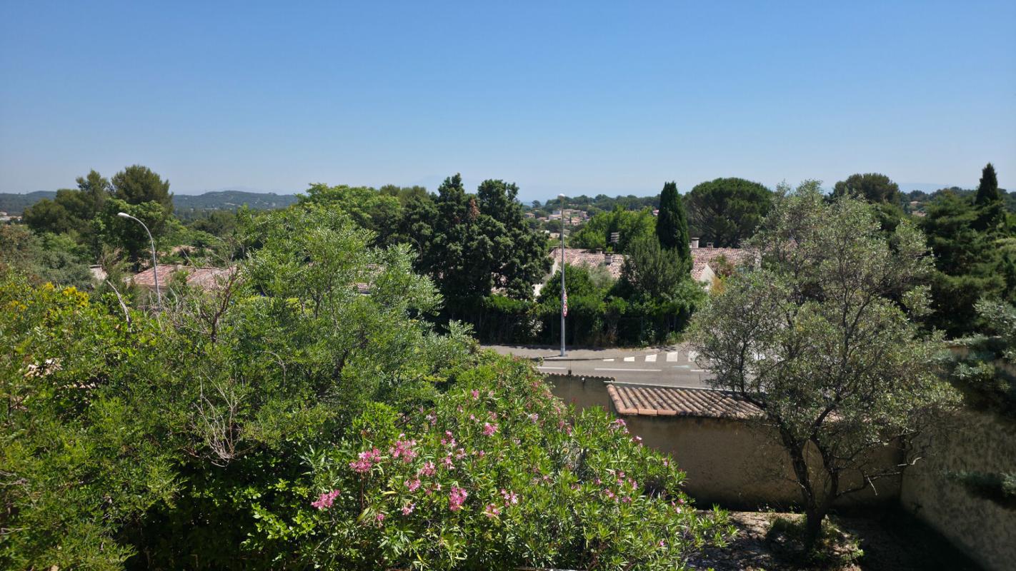 VILLENEUVE-LES-AVIGNON 30400 VILLENEUVE LES AVIGNON, VILLA DE 163 M² AVEC 5 CHAMBRES SUR 743 M² SE TERRAIN CLOS 17