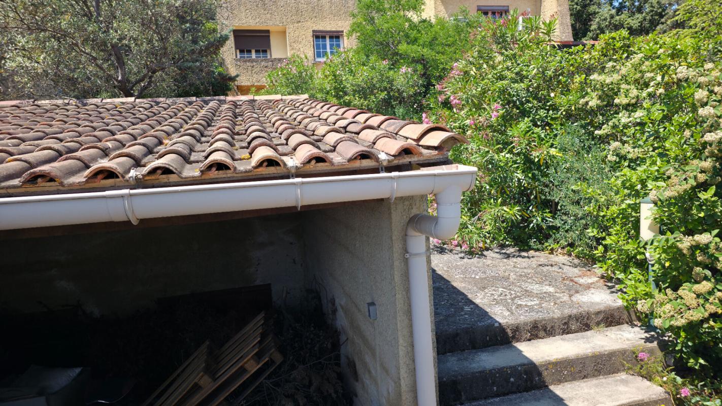 VILLENEUVE-LES-AVIGNON 30400 VILLENEUVE LES AVIGNON, VILLA DE 163 M² AVEC 5 CHAMBRES SUR 743 M² SE TERRAIN CLOS 18