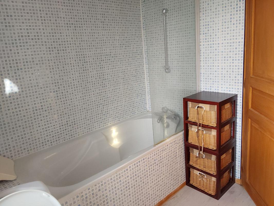 GLOMEL Maison Glomel 5 pièce(s) 171 m2 9