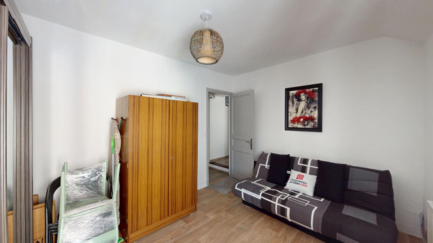 ROZAY-EN-BRIE MAISON 5 pièces et GRANGE avec compteur EDF 289 000 6