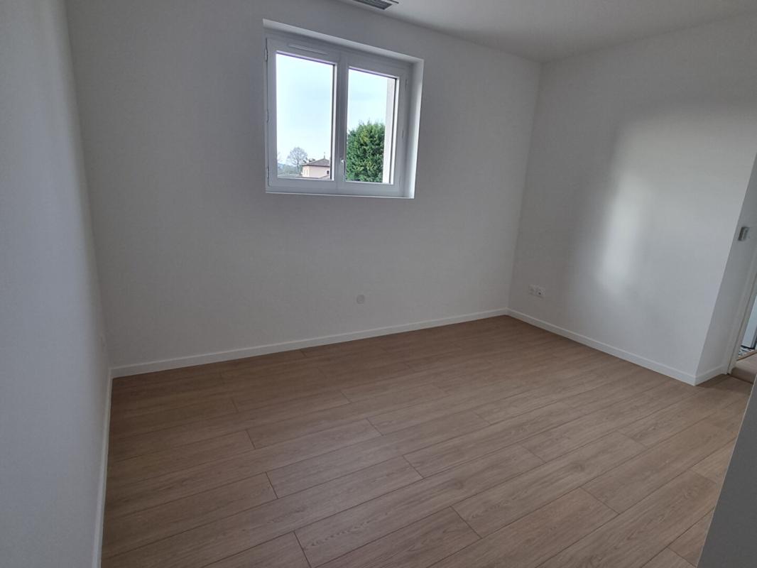 LES CHERES Maison Les Cheres 6 pièces 151 m2, garage, jardin 13