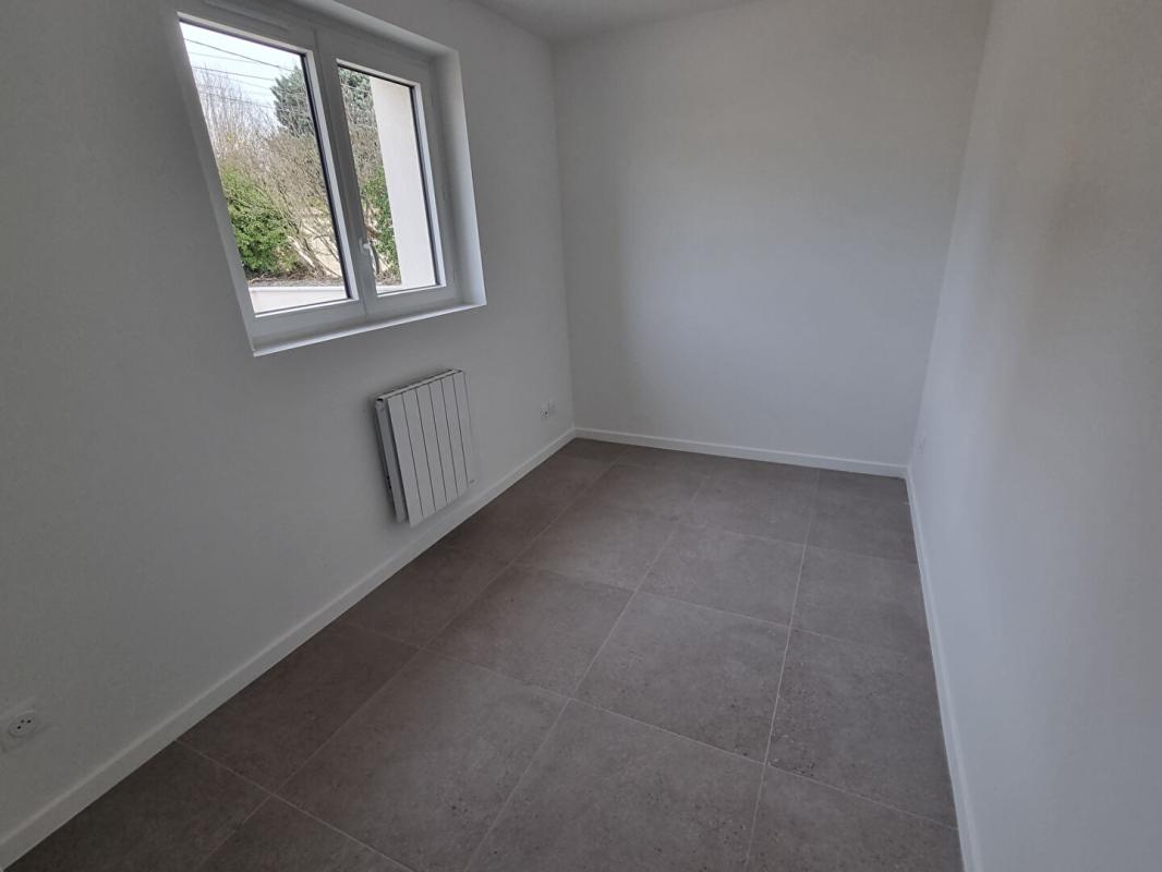 LES CHERES Maison Les Cheres 6 pièces 151 m2, garage, jardin 14