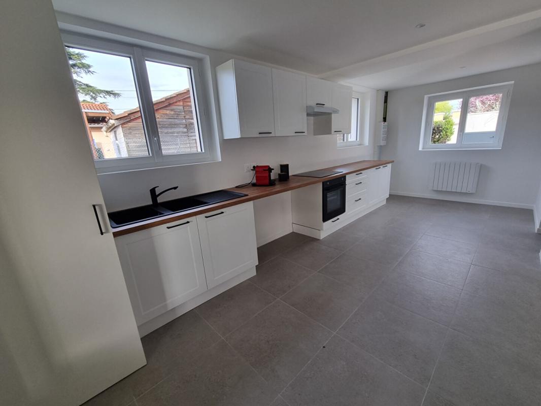 LES CHERES Maison Les Cheres 6 pièces 151 m2, garage, jardin 6